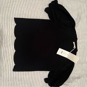 Chic Black Scalloped Sleeve Top